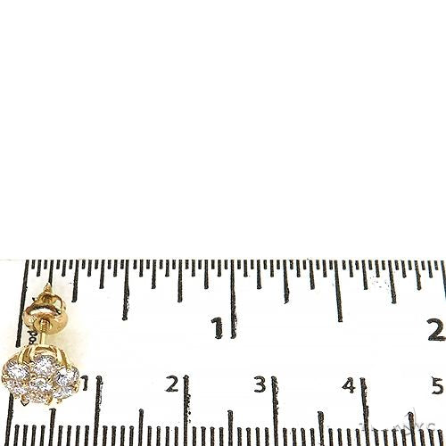 10 PT Diamond Flower Earrings (Lab)