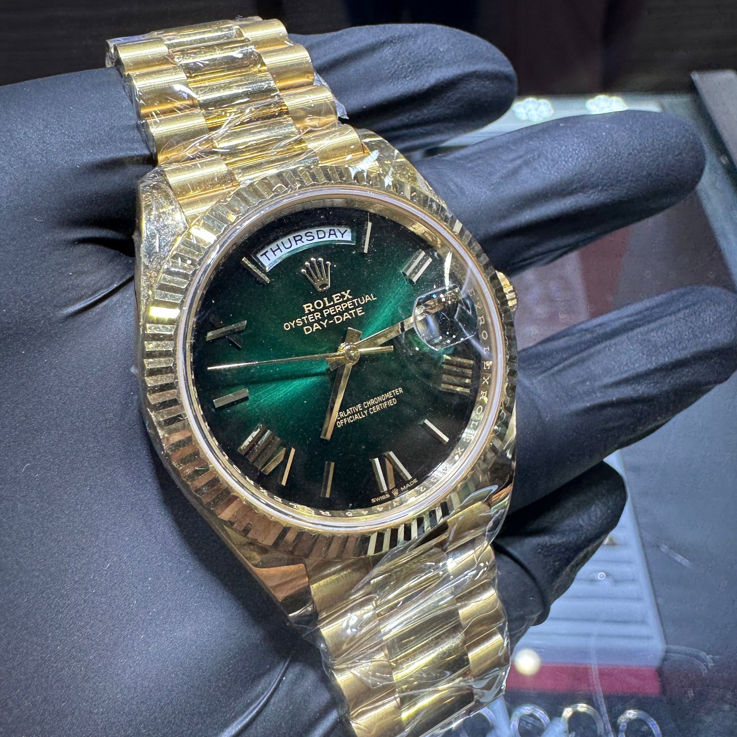 2025 Rolex Day-Date 40mm | 18K Yellow Gold | "Green Ombre Roman" | 228238